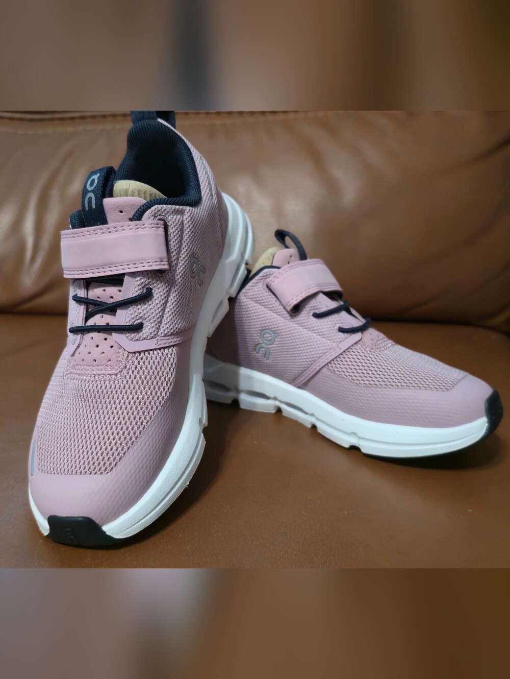 New On Cloud Kids Running Shoes size 12 kids